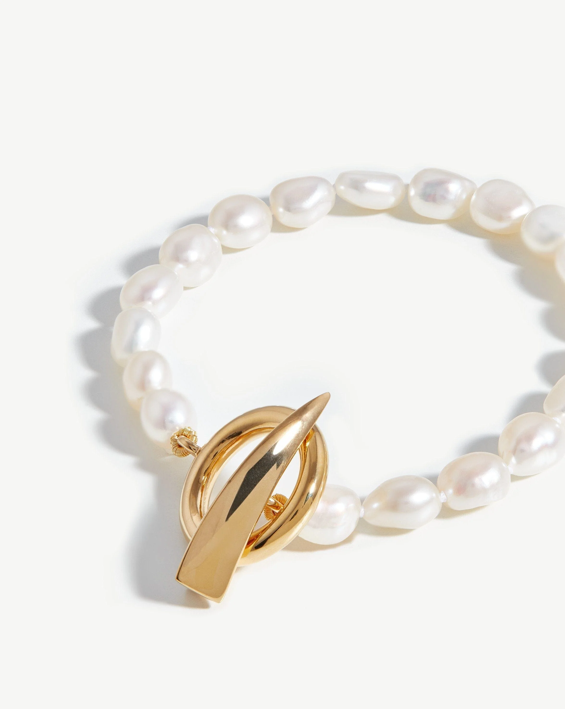 Baroque Pearl Claw T-Bar Bracelet | 18k Gold Vermeil/Pearl - Image 4