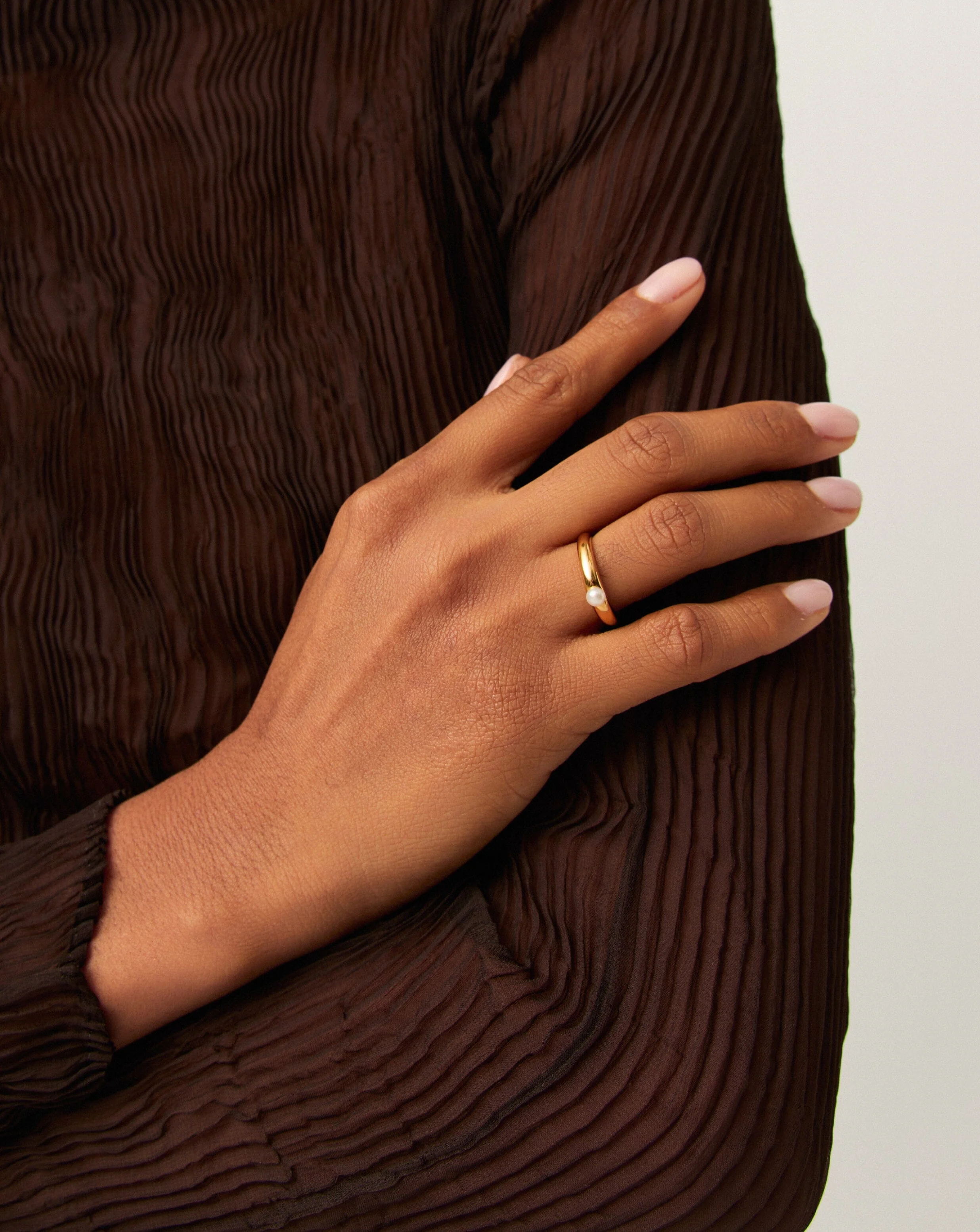 Button Pearl Classic Stacking Ring | 18k Gold Vermeil/Pearl - Image 6