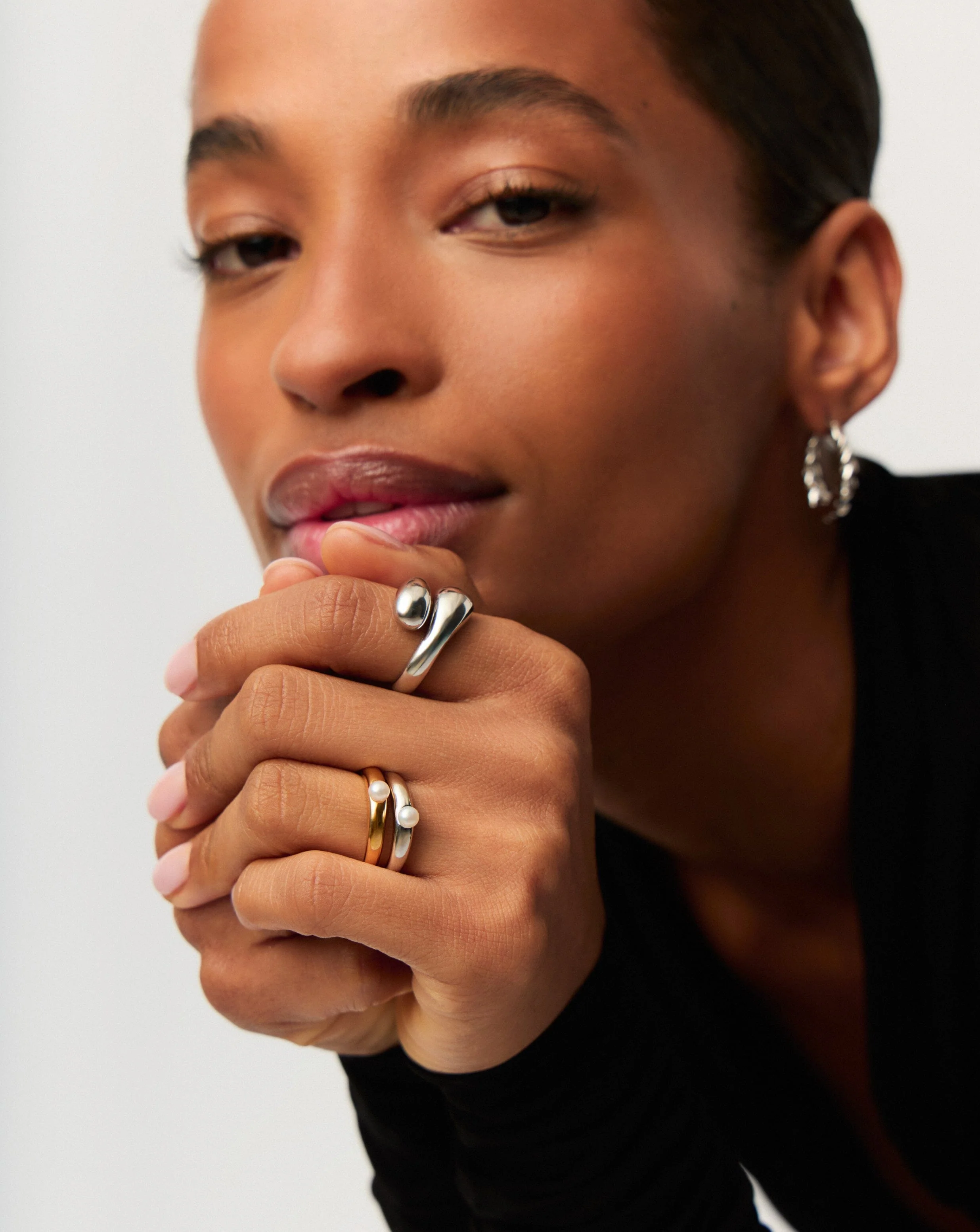 Button Pearl Classic Stacking Ring | Sterling Silver/Pearl - Image 3