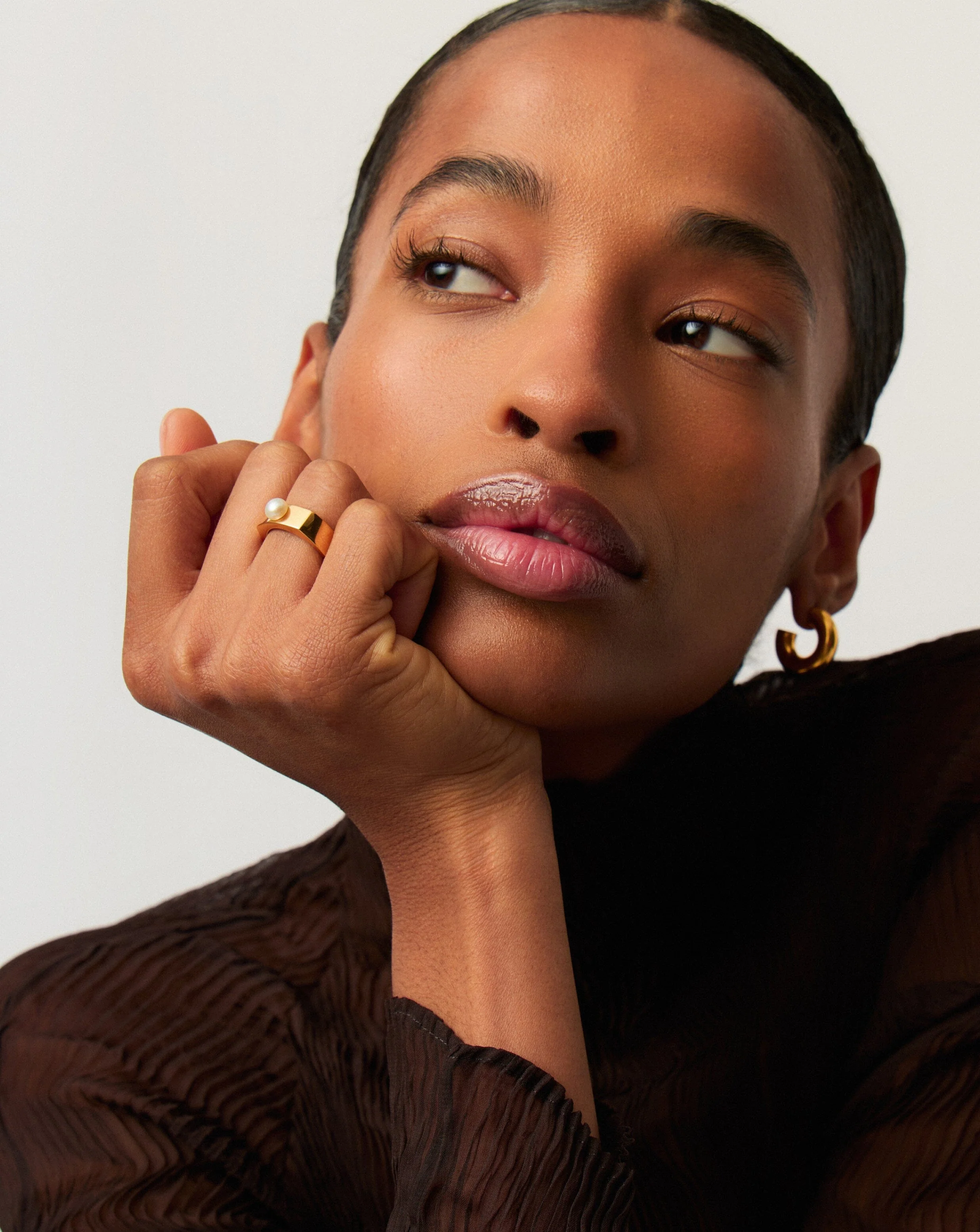 Button Pearl Square Chunky Ring | 18k Gold Plated Vermeil/Pearl - Image 3