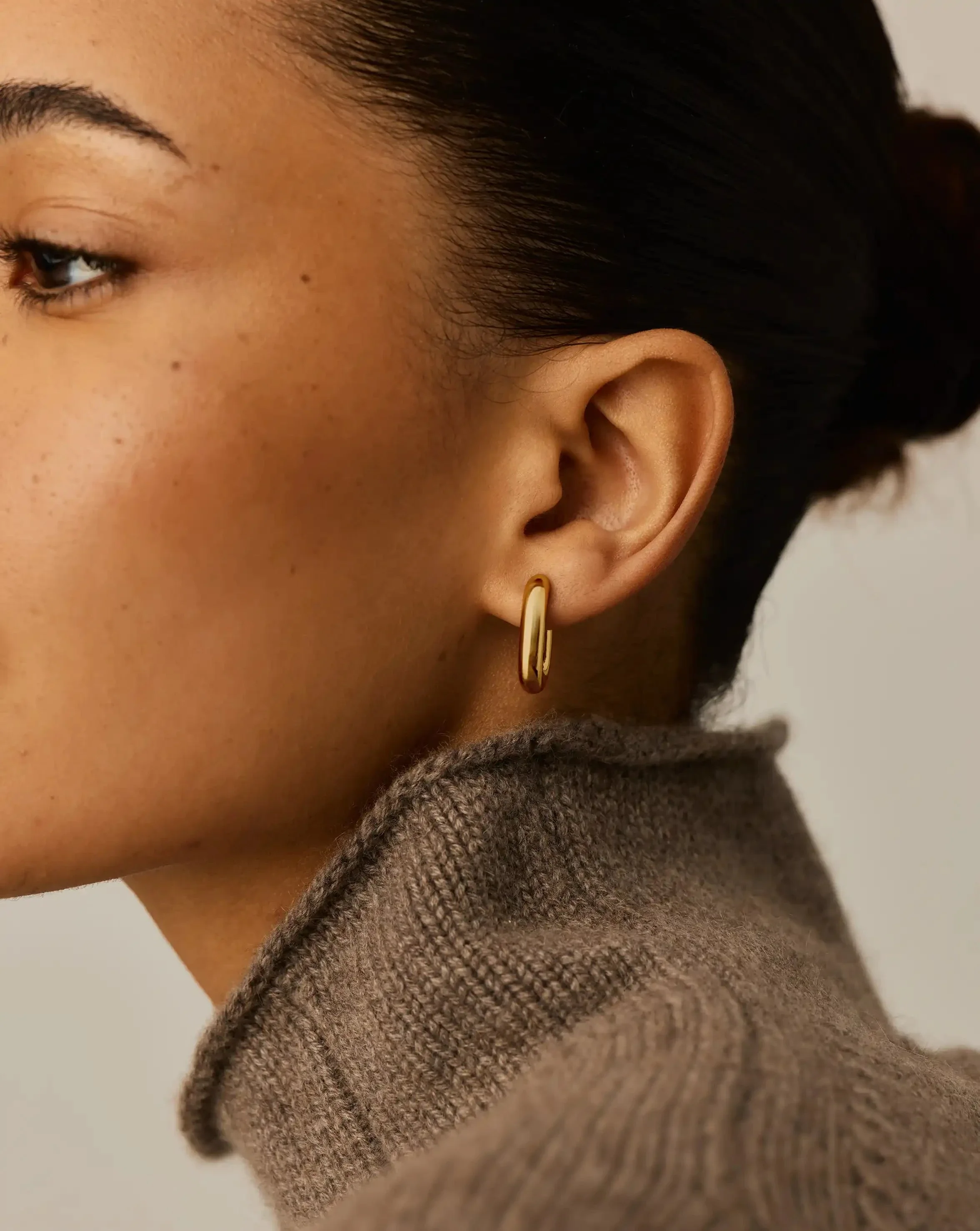 Chubby Oval Small Hoop Earrings | 18k Gold Plated - Image 3