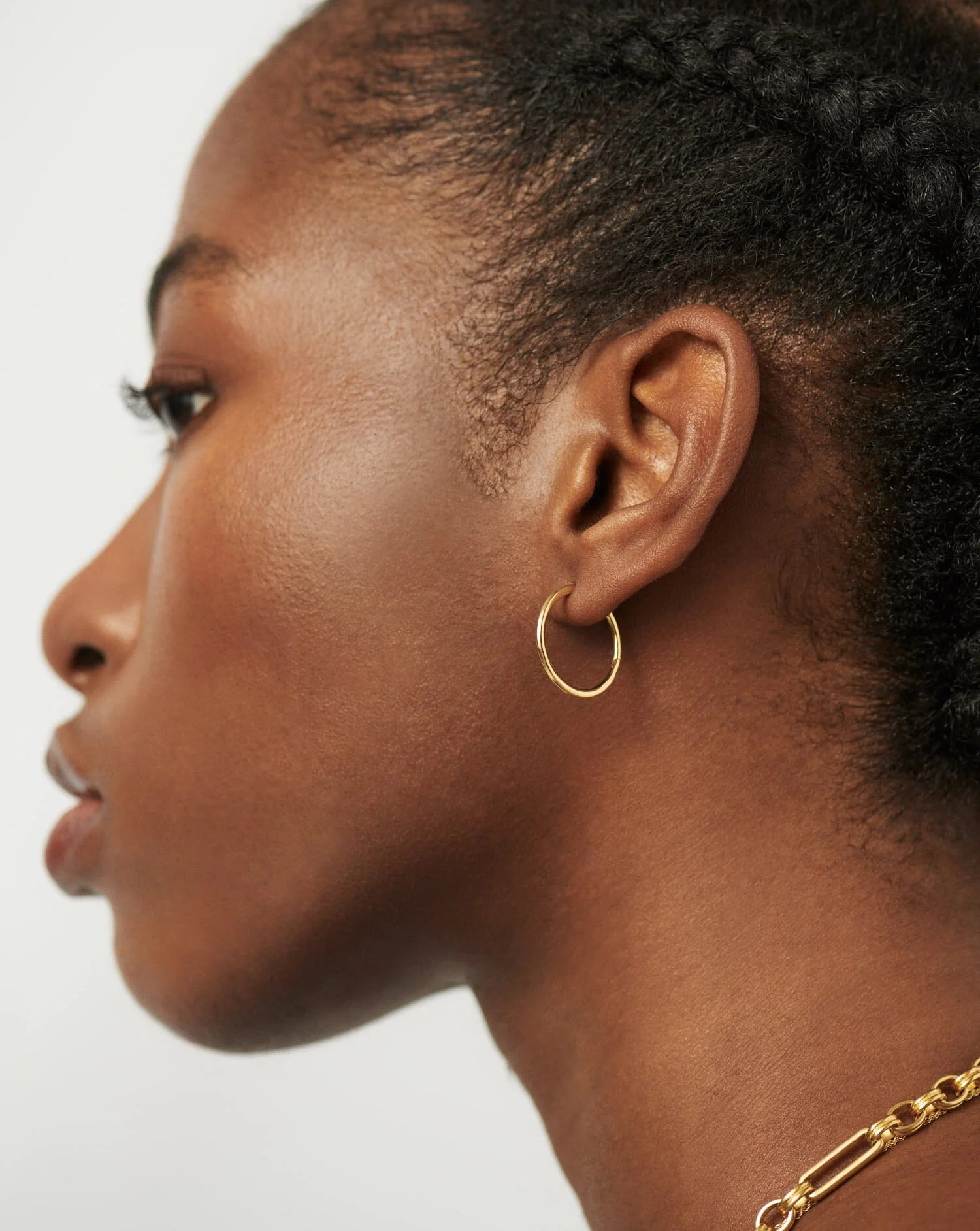 Classic Small Hoop Earrings | 18k Gold Plated - Image 2