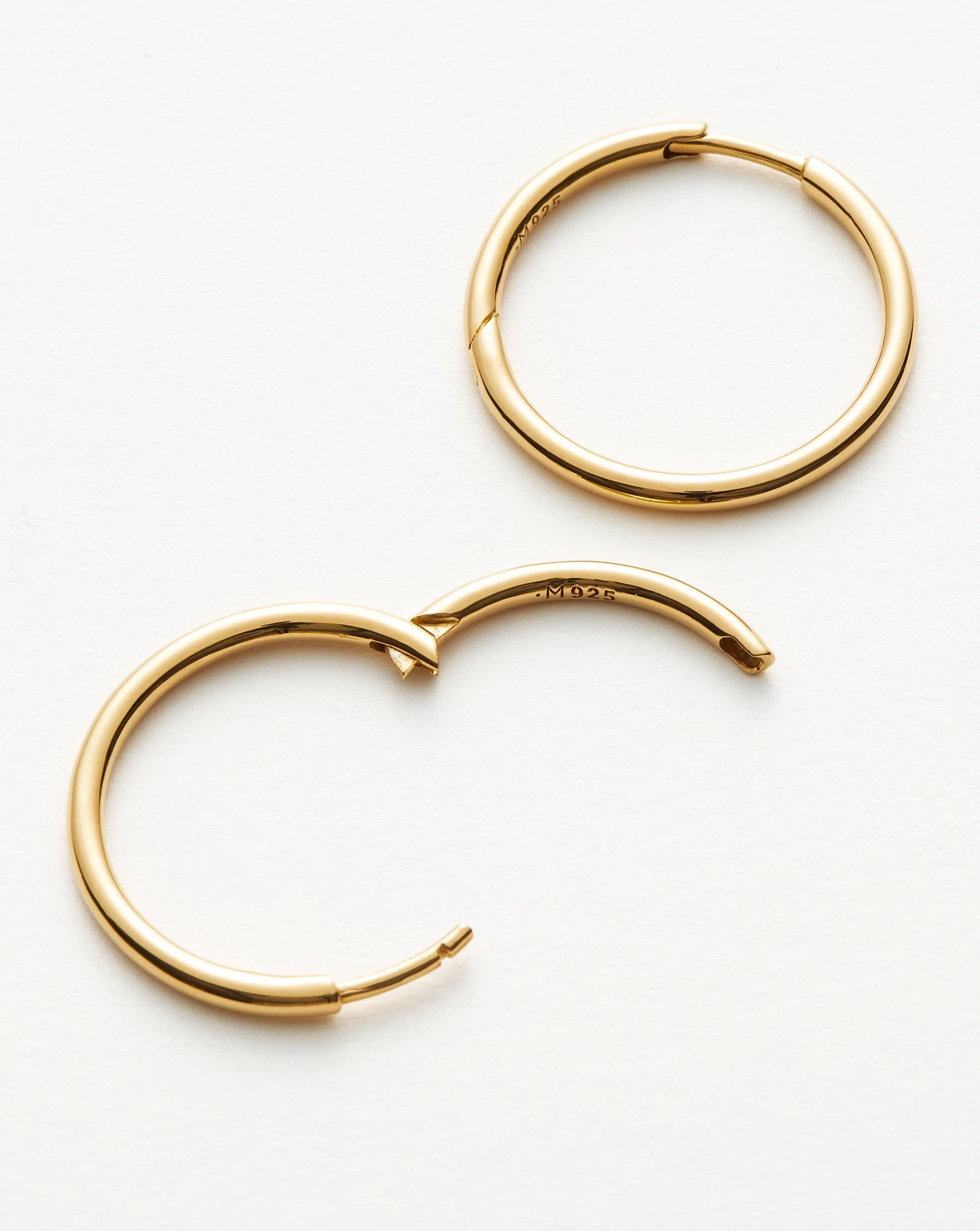 Classic Small Hoop Earrings | 18k Gold Plated - Image 4