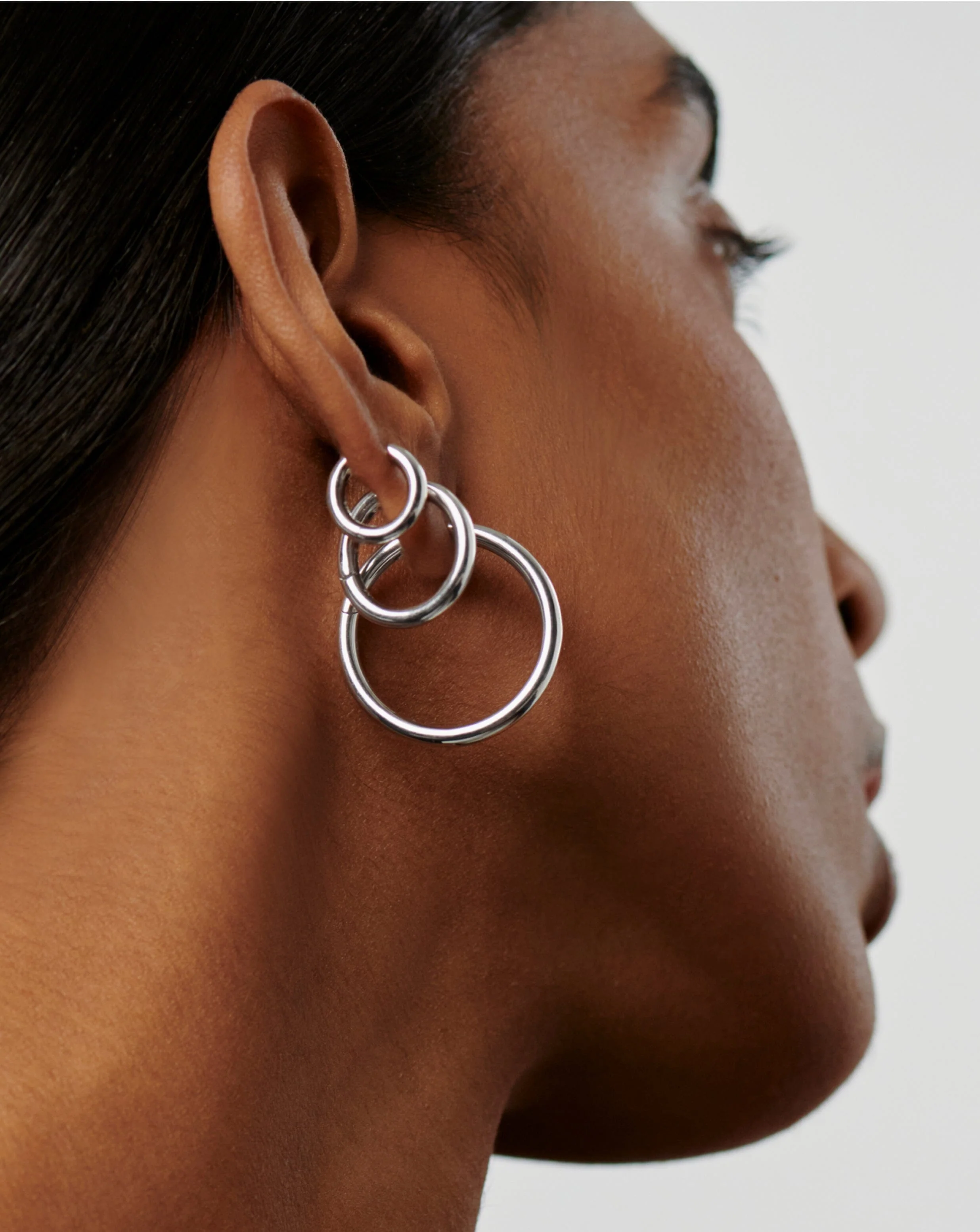Classic Tunnel Medium Hoop Earrings | Silver Plated - Image 2