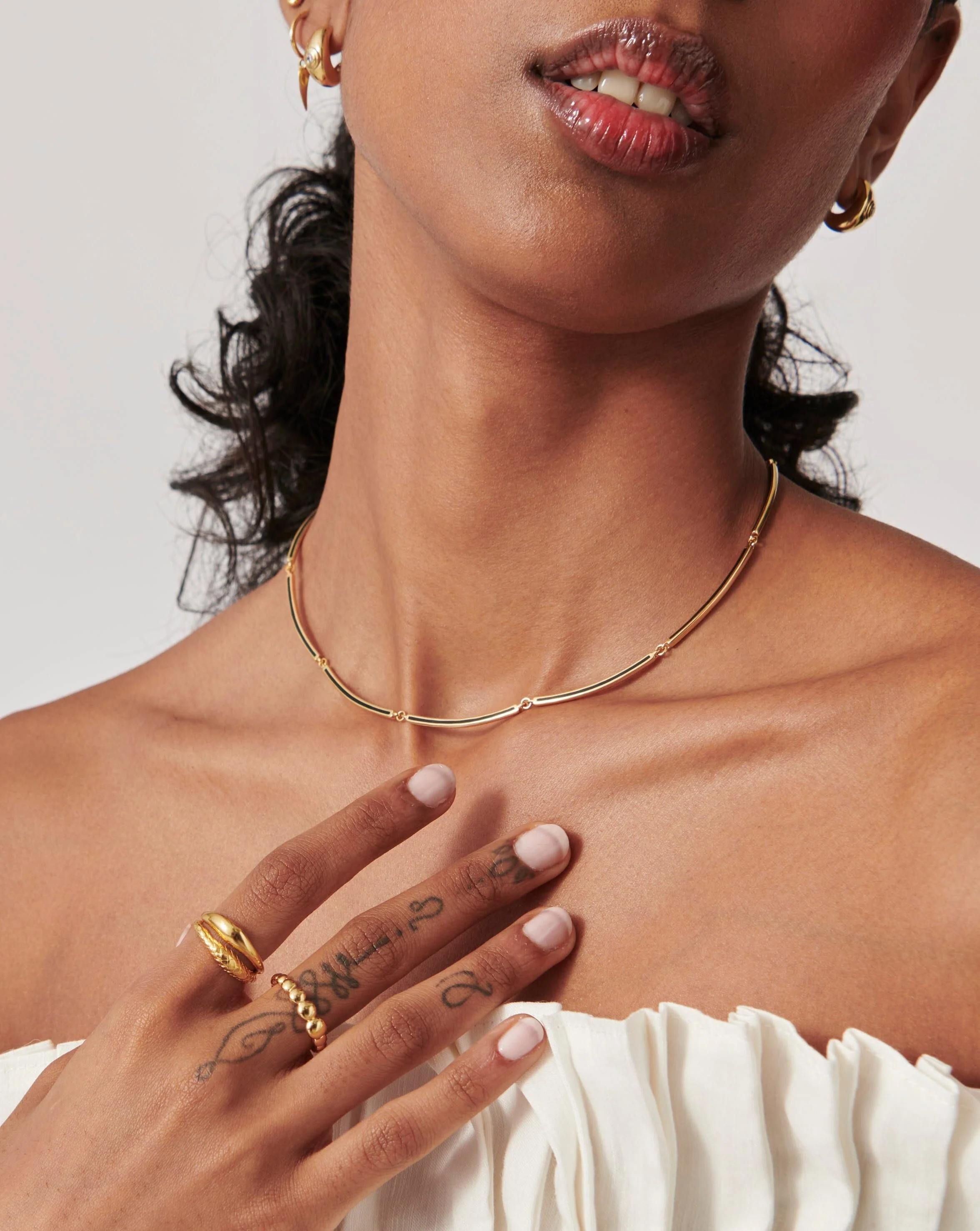 Enamel Reversible Byline Link Choker | 18k Gold Plated - Image 2