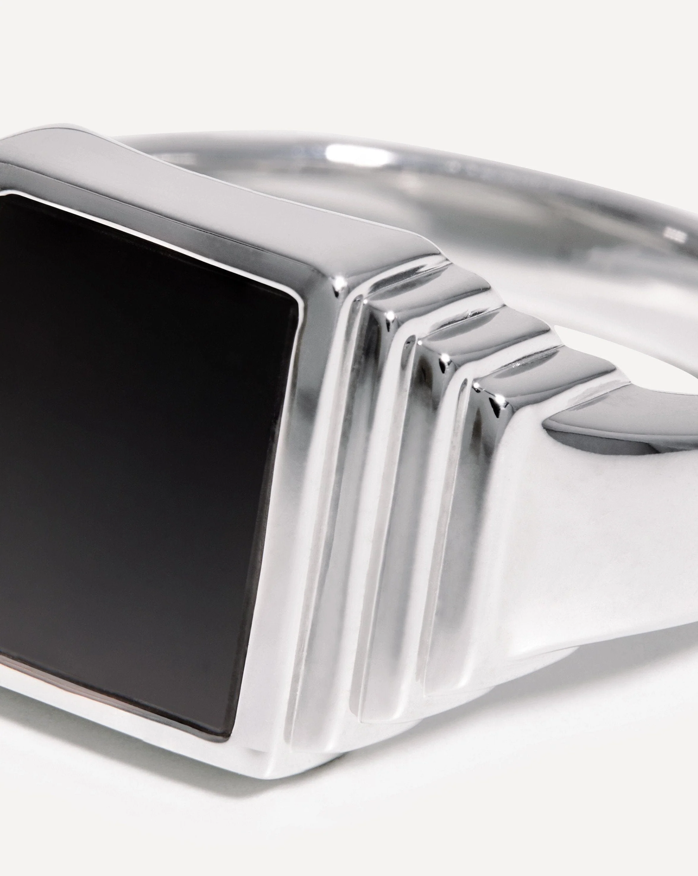 Fused Ridge Signet Ring | Sterling Silver/Black Spinel - Image 4