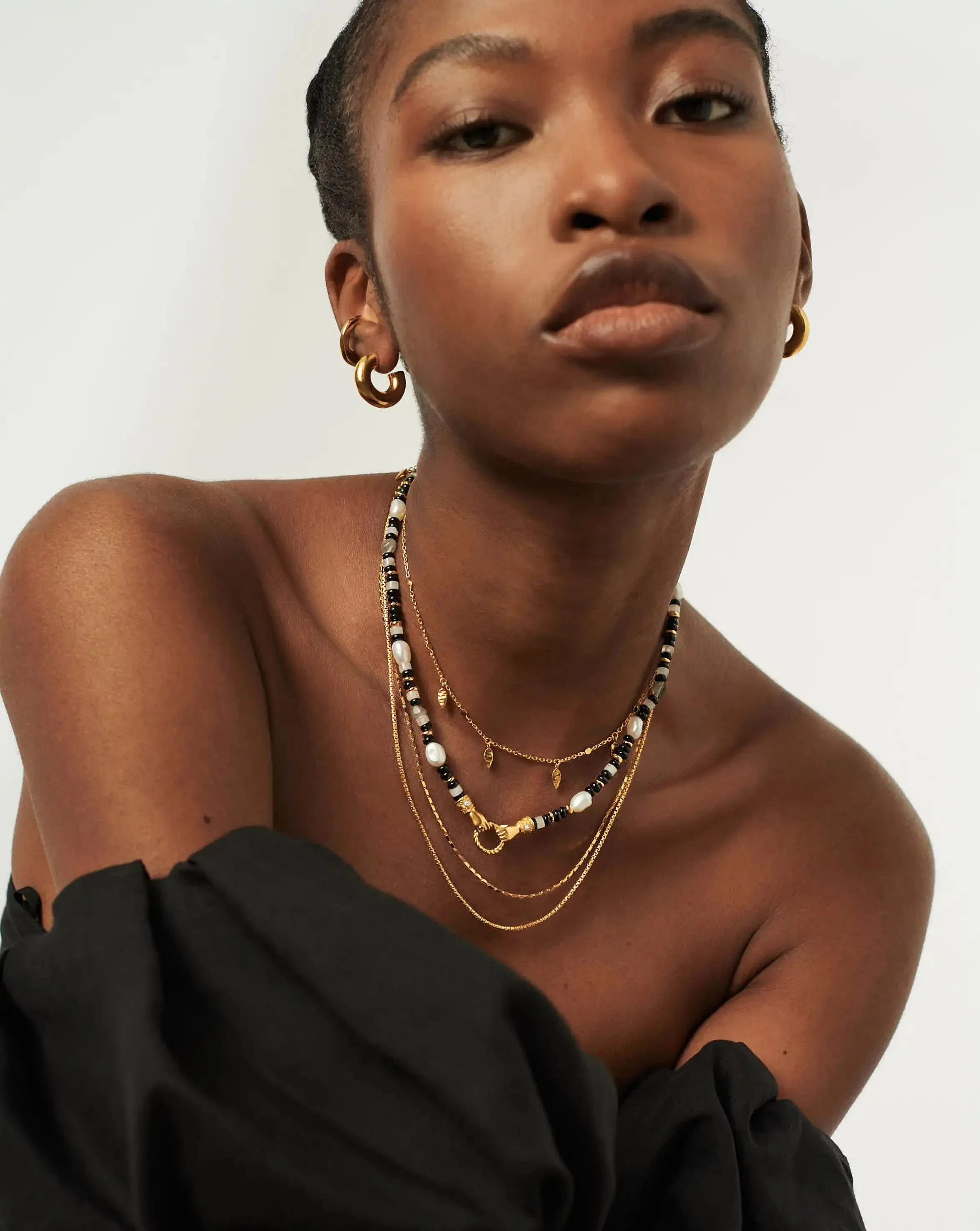 Harris Reed In Good Hands Beaded Gemstone Necklace | 18k Gold Plated/Black Chalcedony & Pearl - Image 2