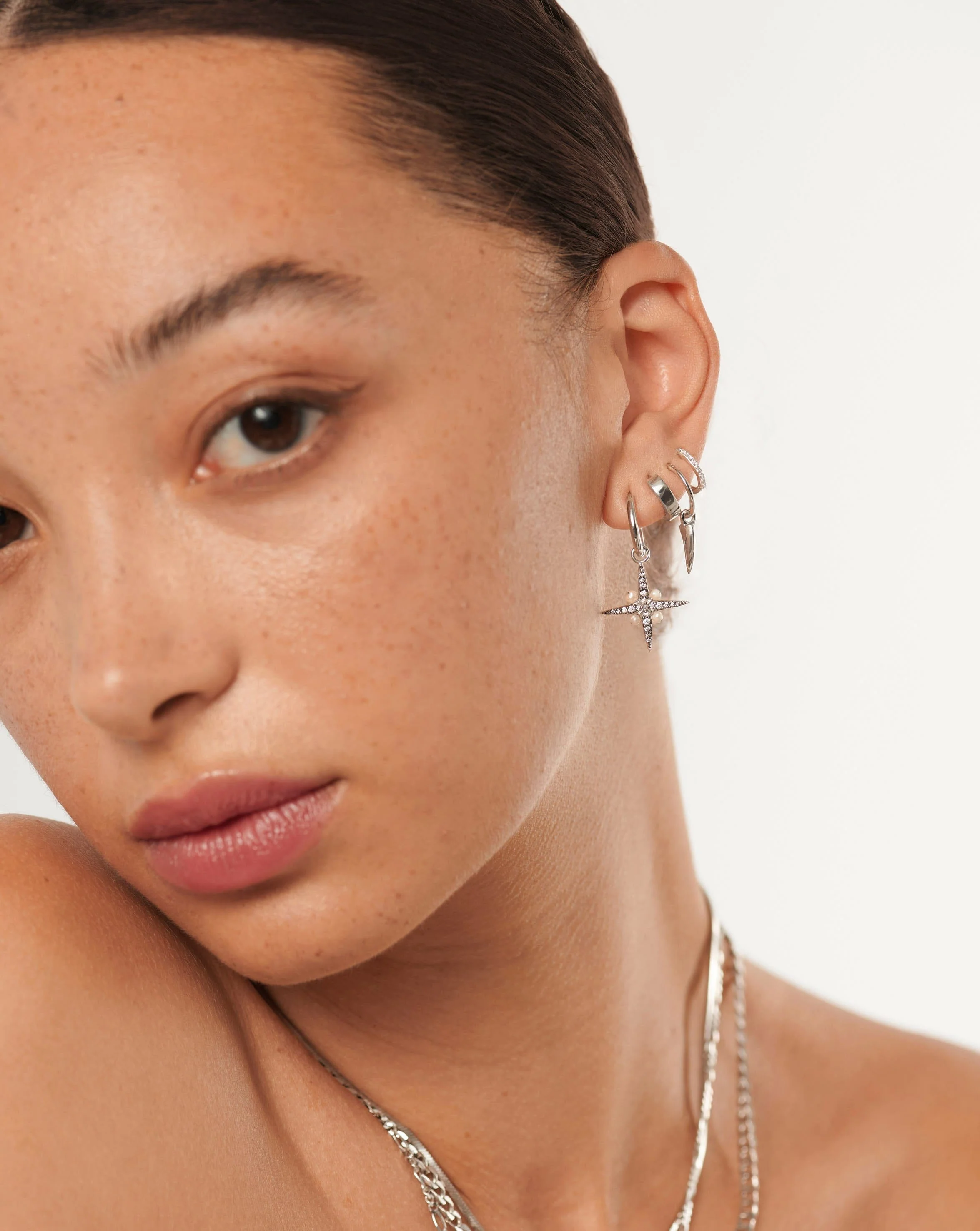 Harris Reed North Star Pearl Hoop Earrings | Sterling Silver/Pearl - Image 3