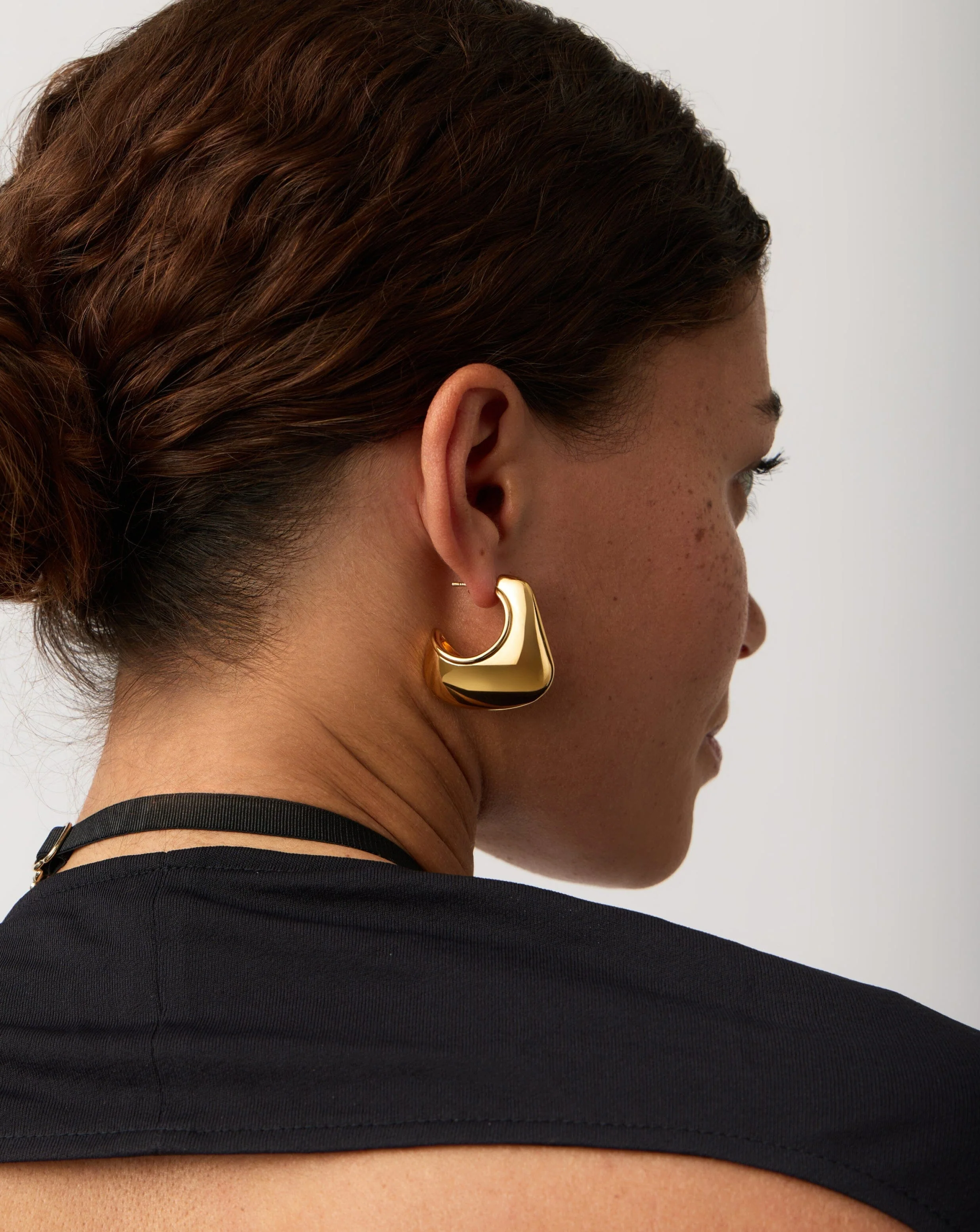 Hera Dome Large Hoop Earrings | 18k Gold Plated - Image 2
