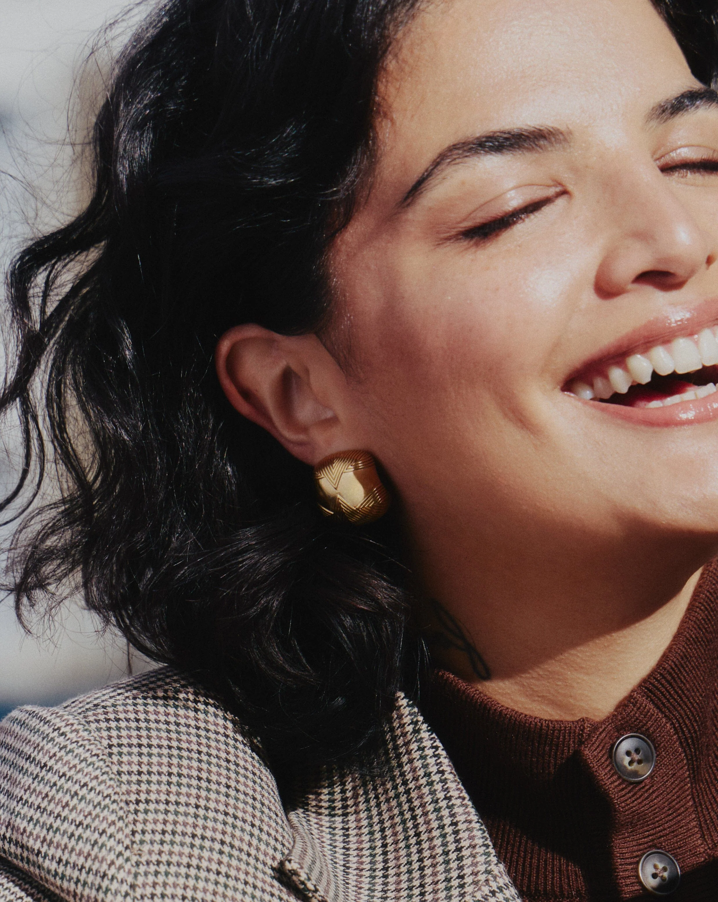Hera Oversized Dome Ridge Stud Earrings | 18k Gold Plated - Image 2