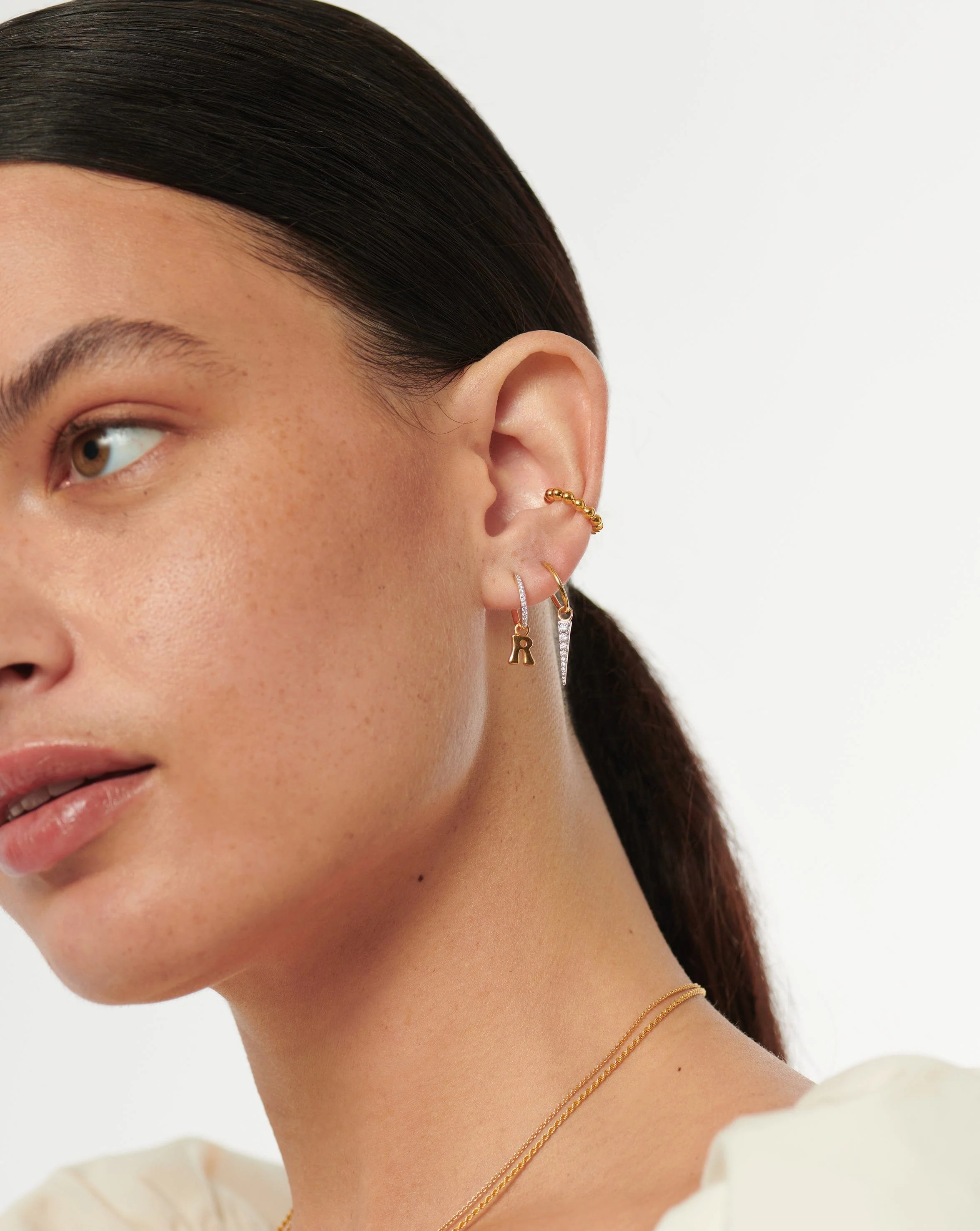 Initial Single Charm Hoop Earring - Initial R | 18k Gold Vermeil - Image 3