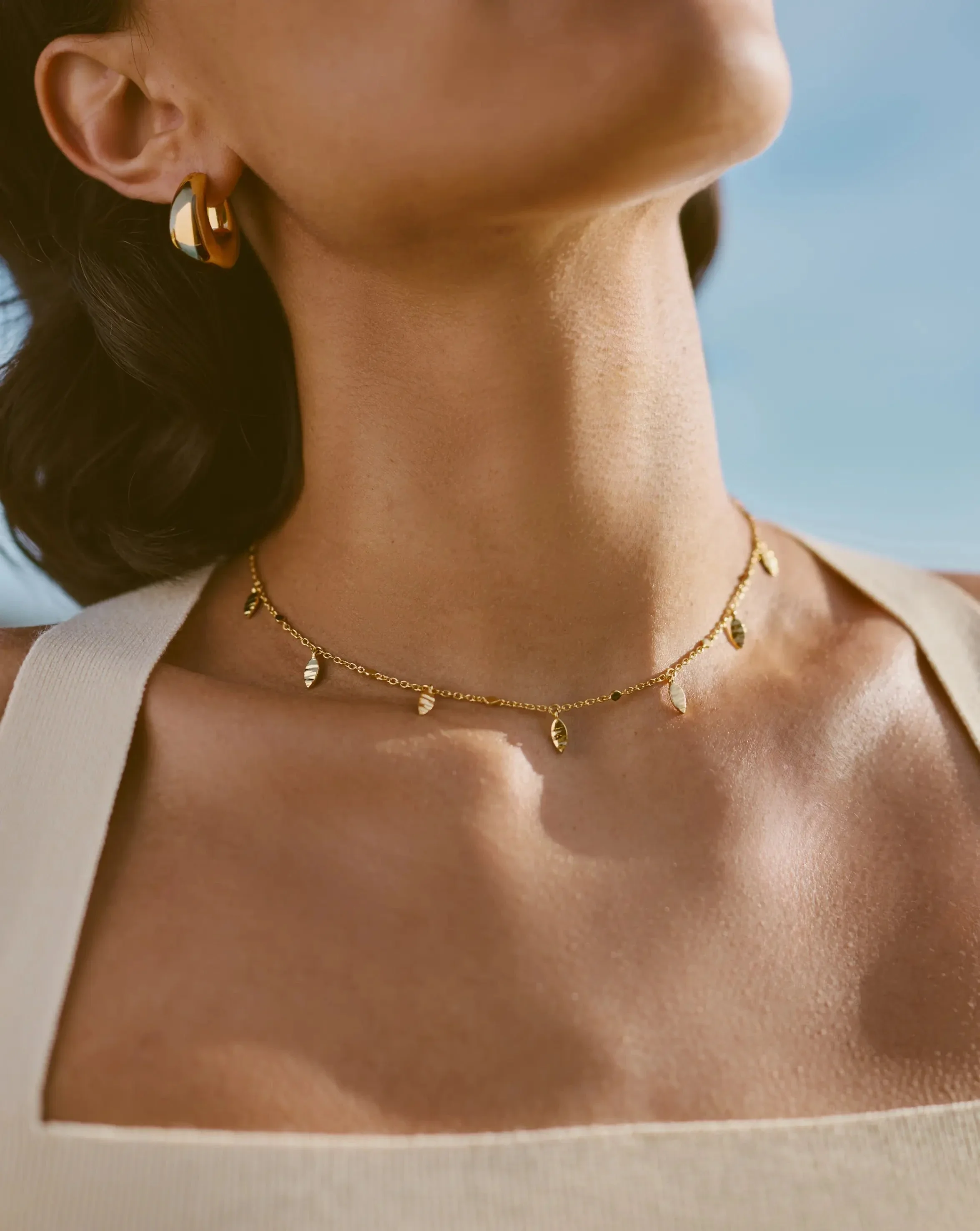 Leaf Charm Choker | 18k Gold Vermeil - Image 2