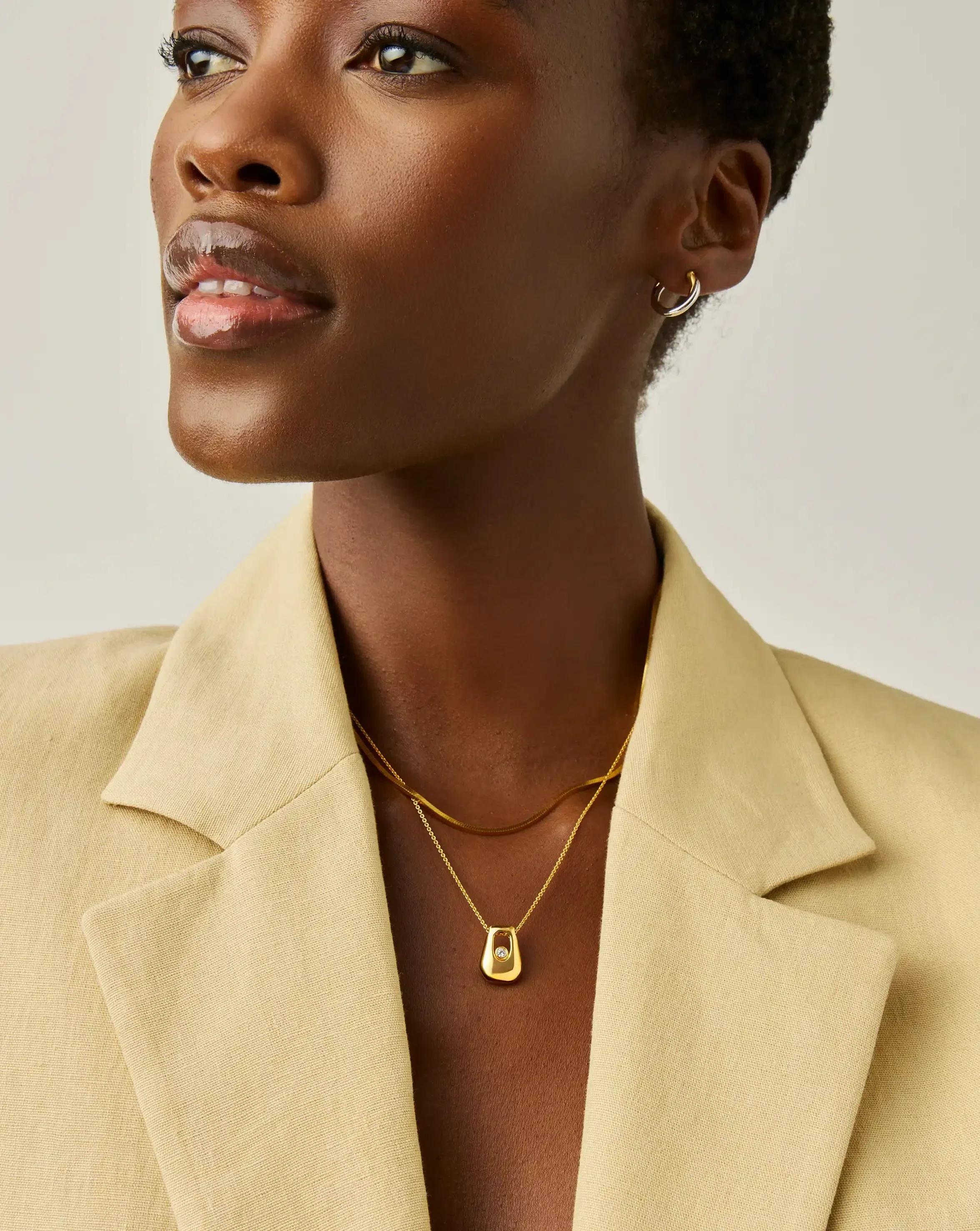 Lucy Williams Arco Pendant Necklace | 18k Gold Vermeil - Image 2