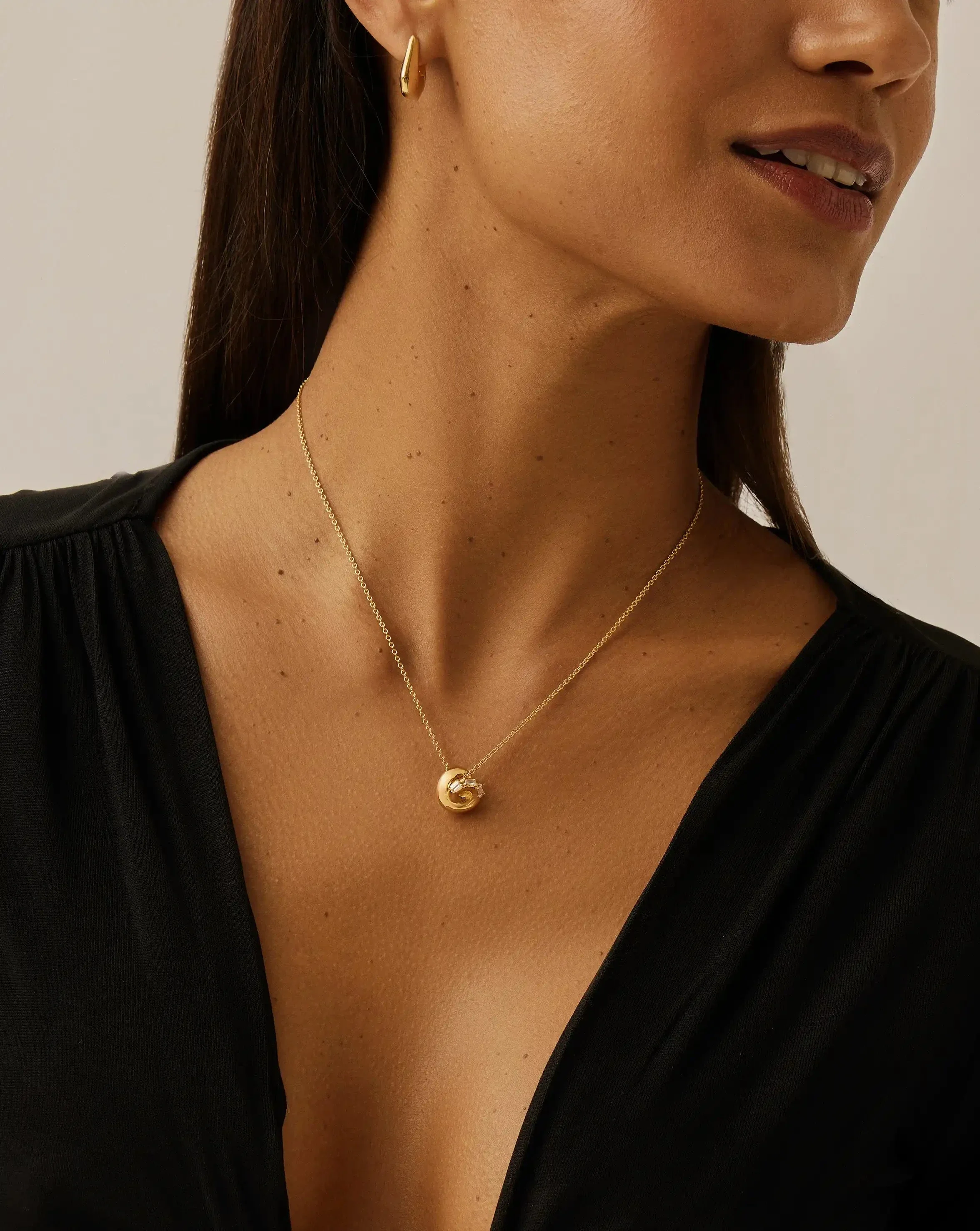 Lucy Williams Pavé Knot Pendant Necklace  | 18k Gold Plated - Image 6