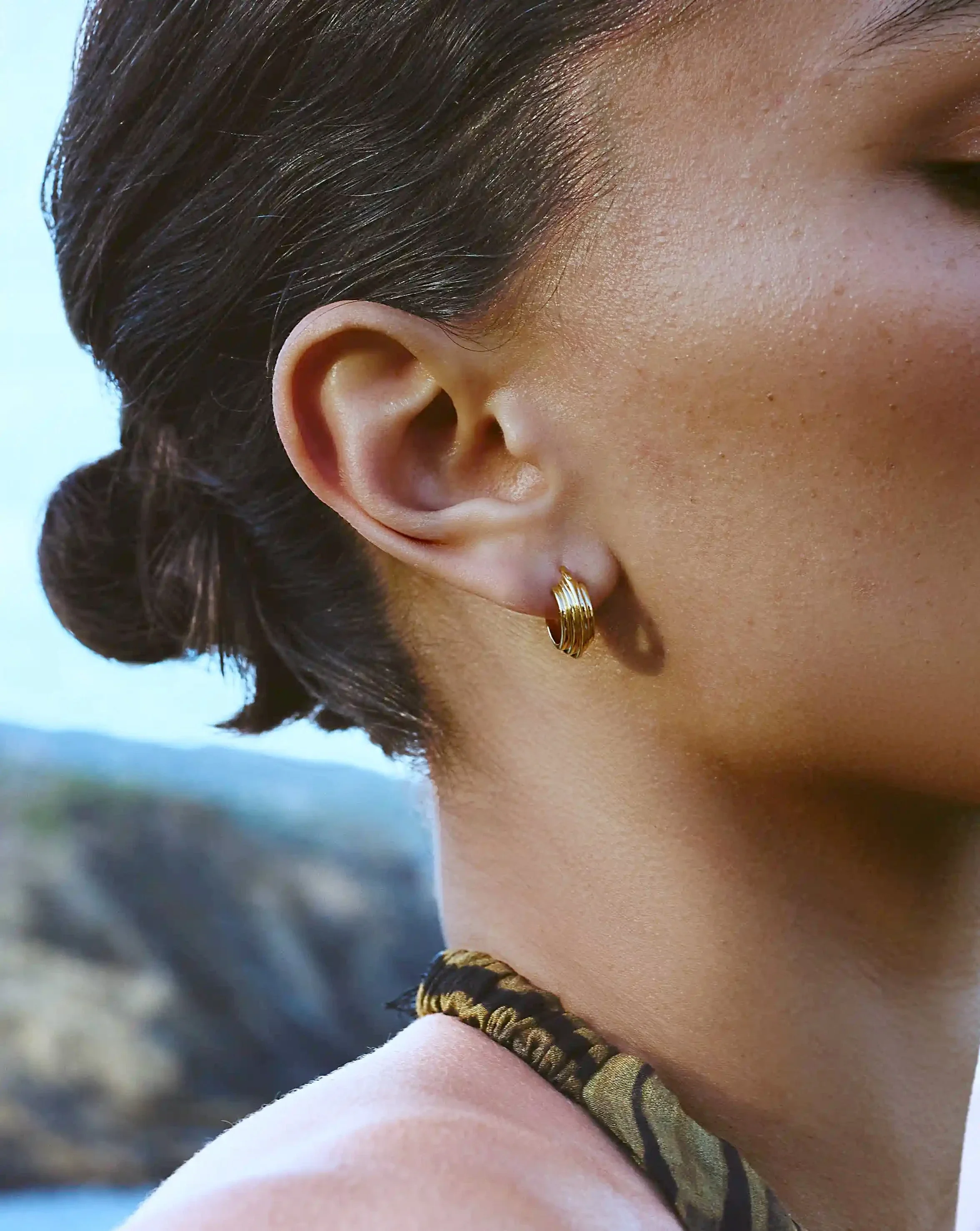 Lucy Williams Small Ridge Hoop Earrings - Image 2