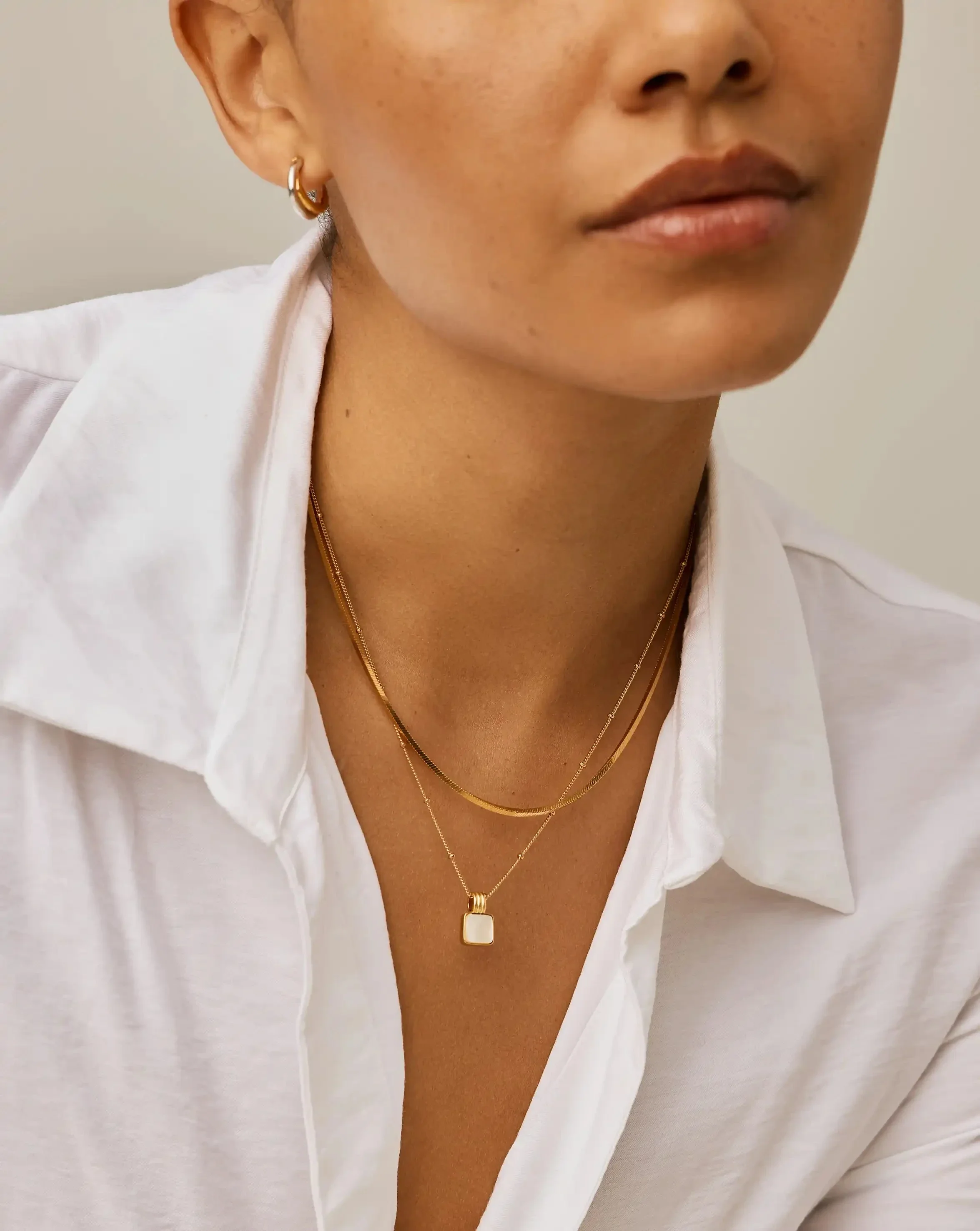 Lucy Williams Square Mother of Pearl Necklace - Image 3