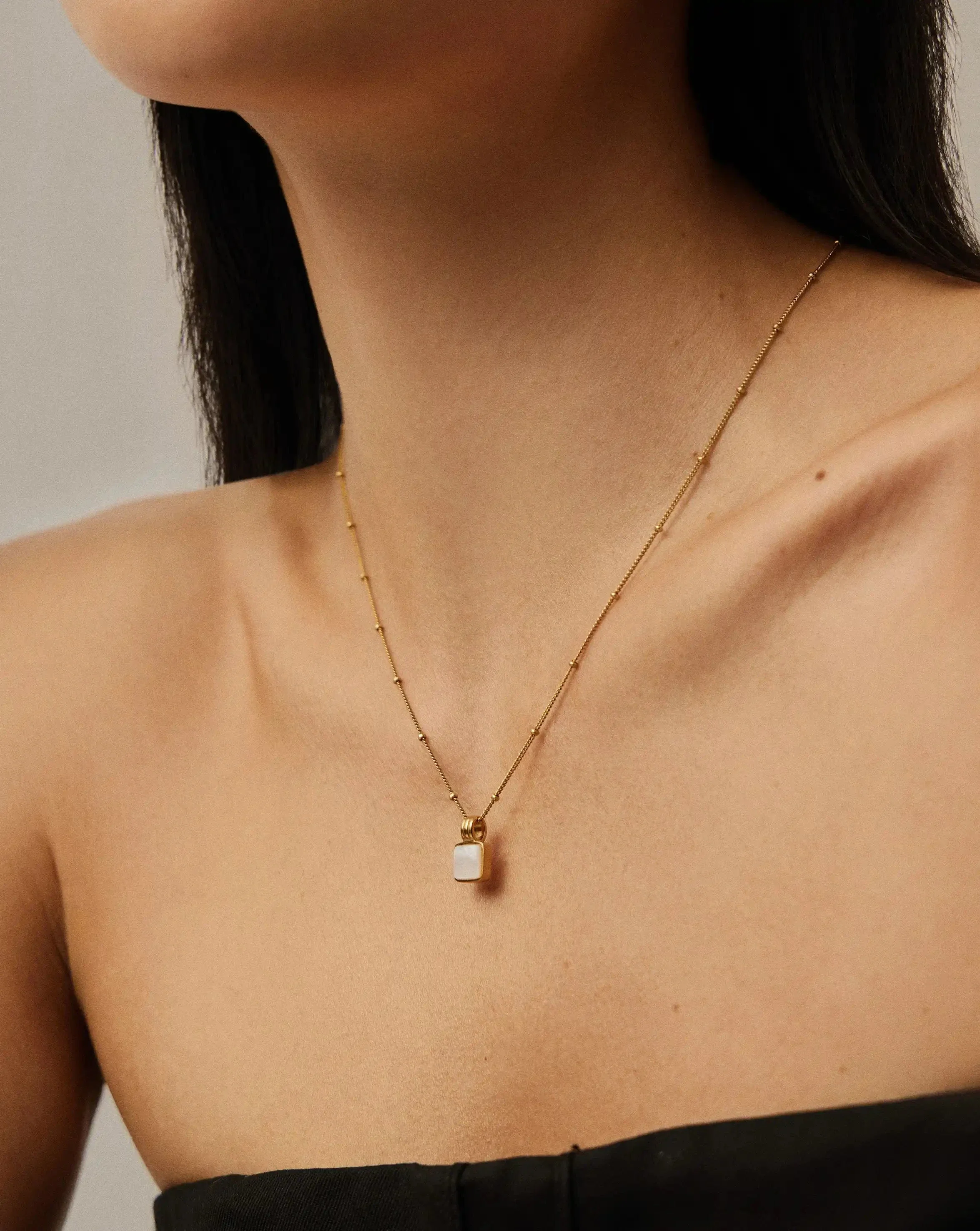 Lucy Williams Square Mother of Pearl Necklace - Image 5