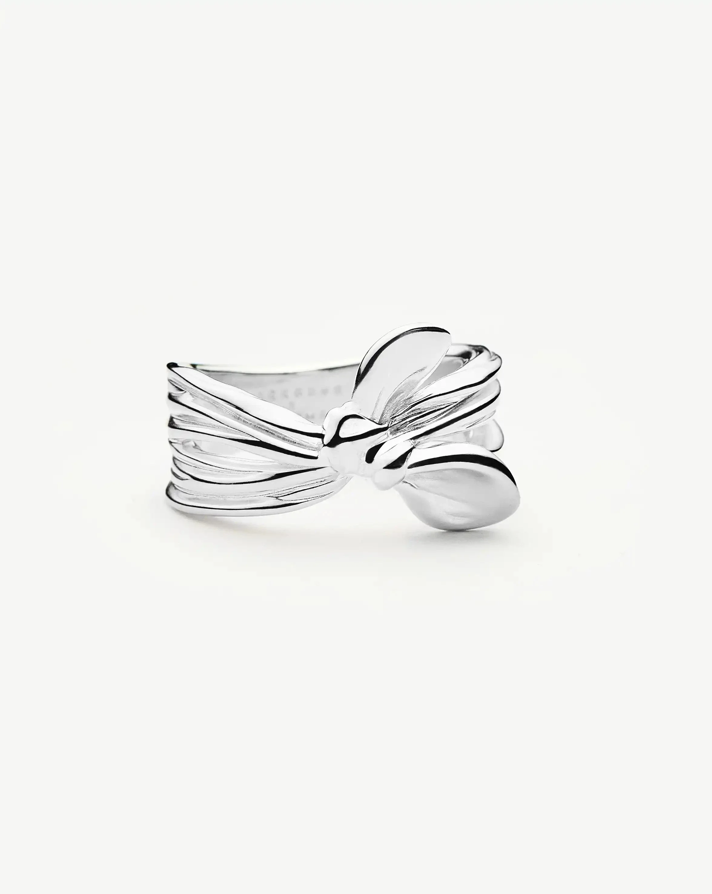 MARKGONG Bow Ring | Silver Plated