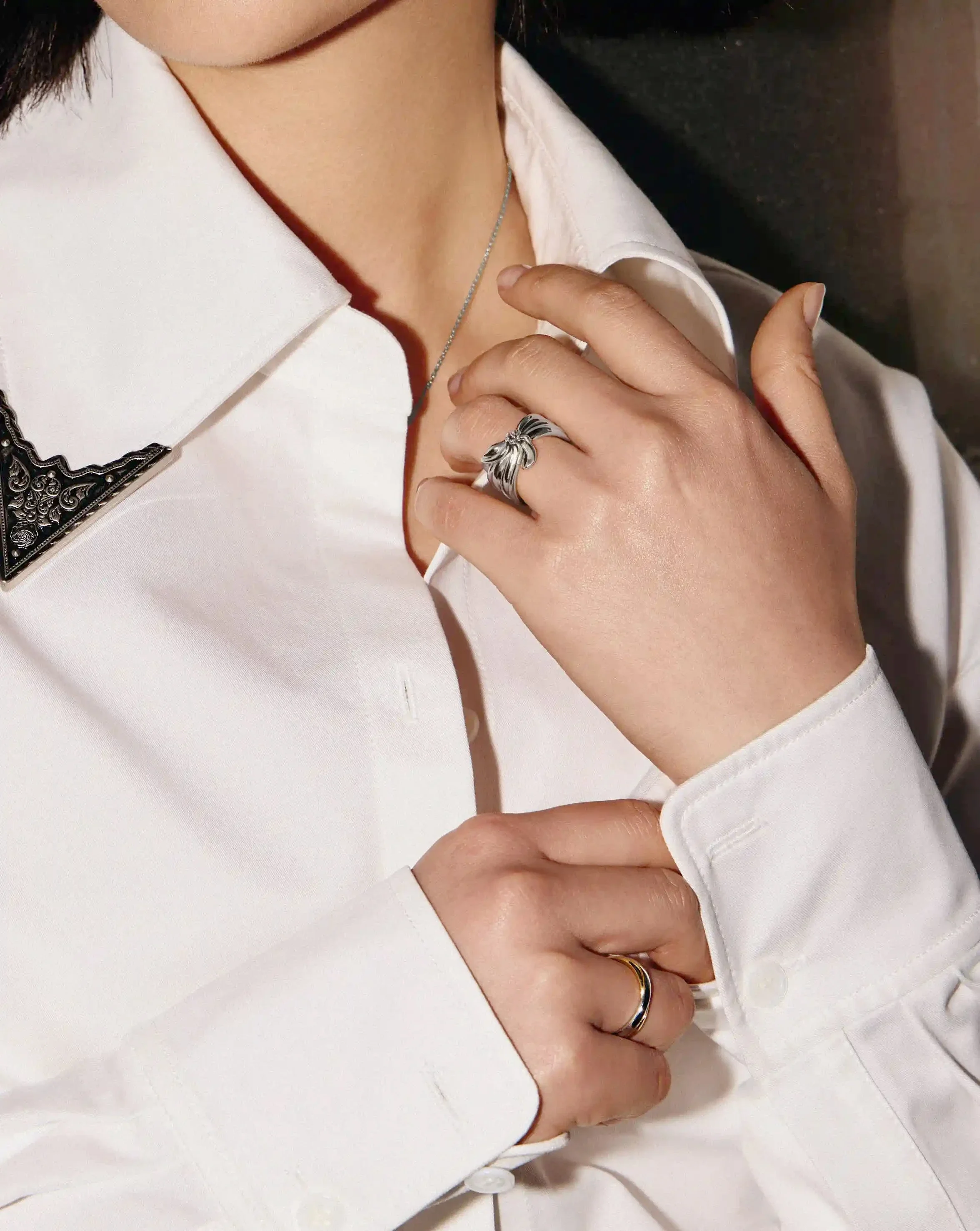 MARKGONG Bow Ring | Silver Plated - Image 3