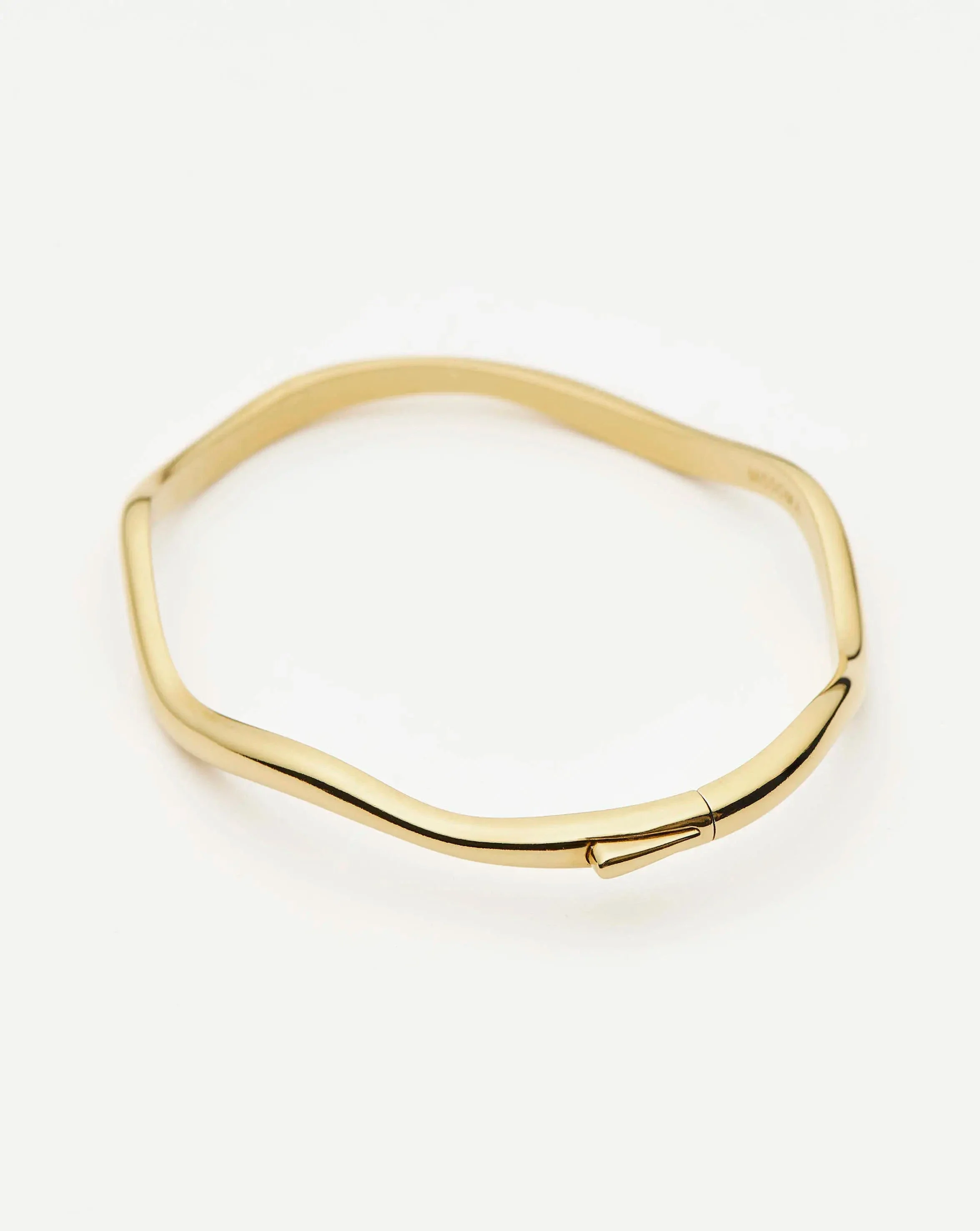 Molten Classic Hinged Bangle | 18k Gold Plated - Image 4