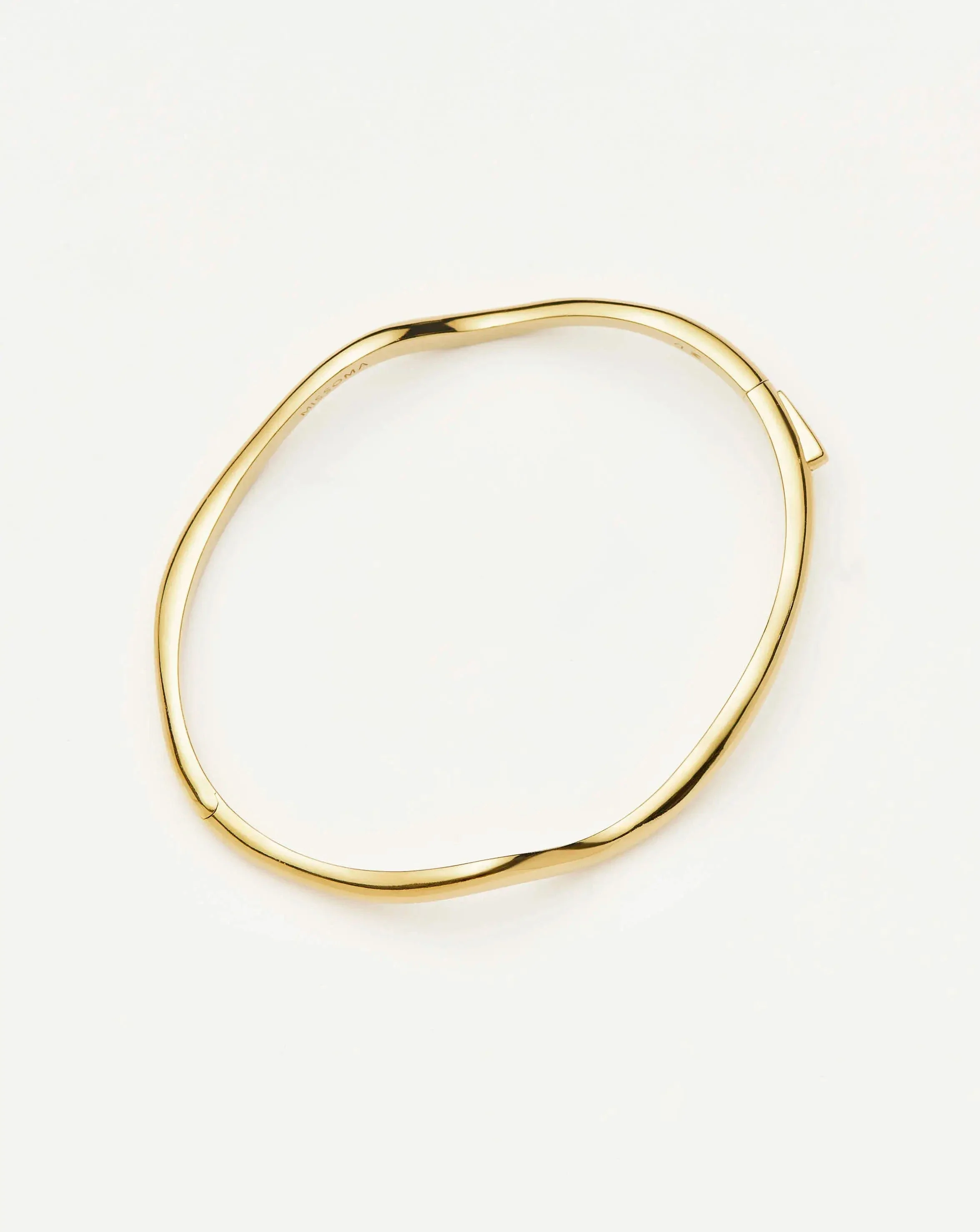 Molten Classic Hinged Bangle | 18k Gold Plated - Image 5