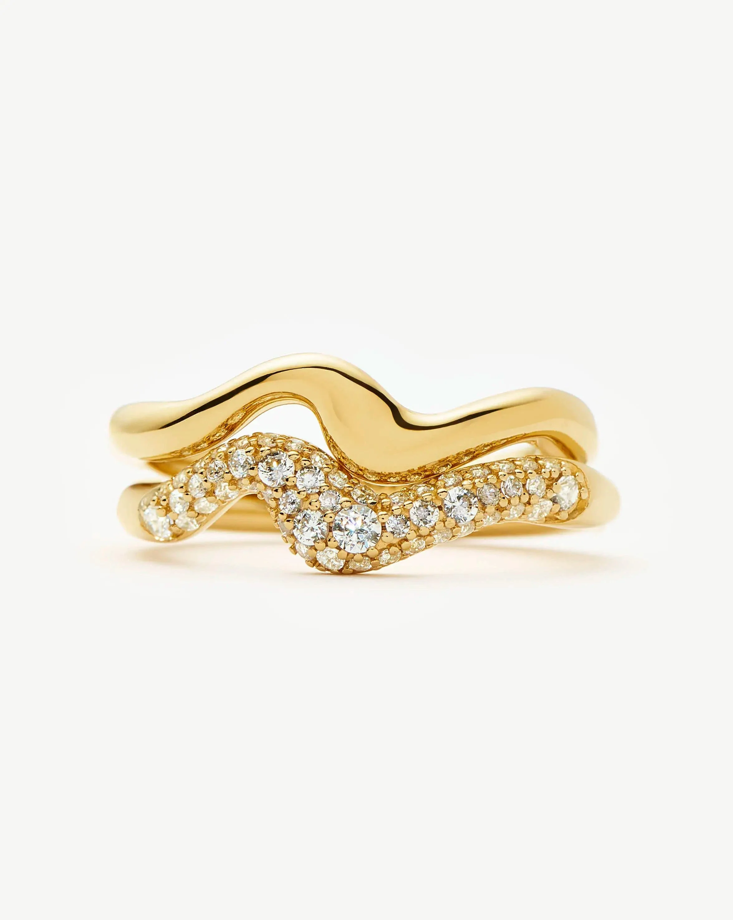 The Day-to-Night Ring Set