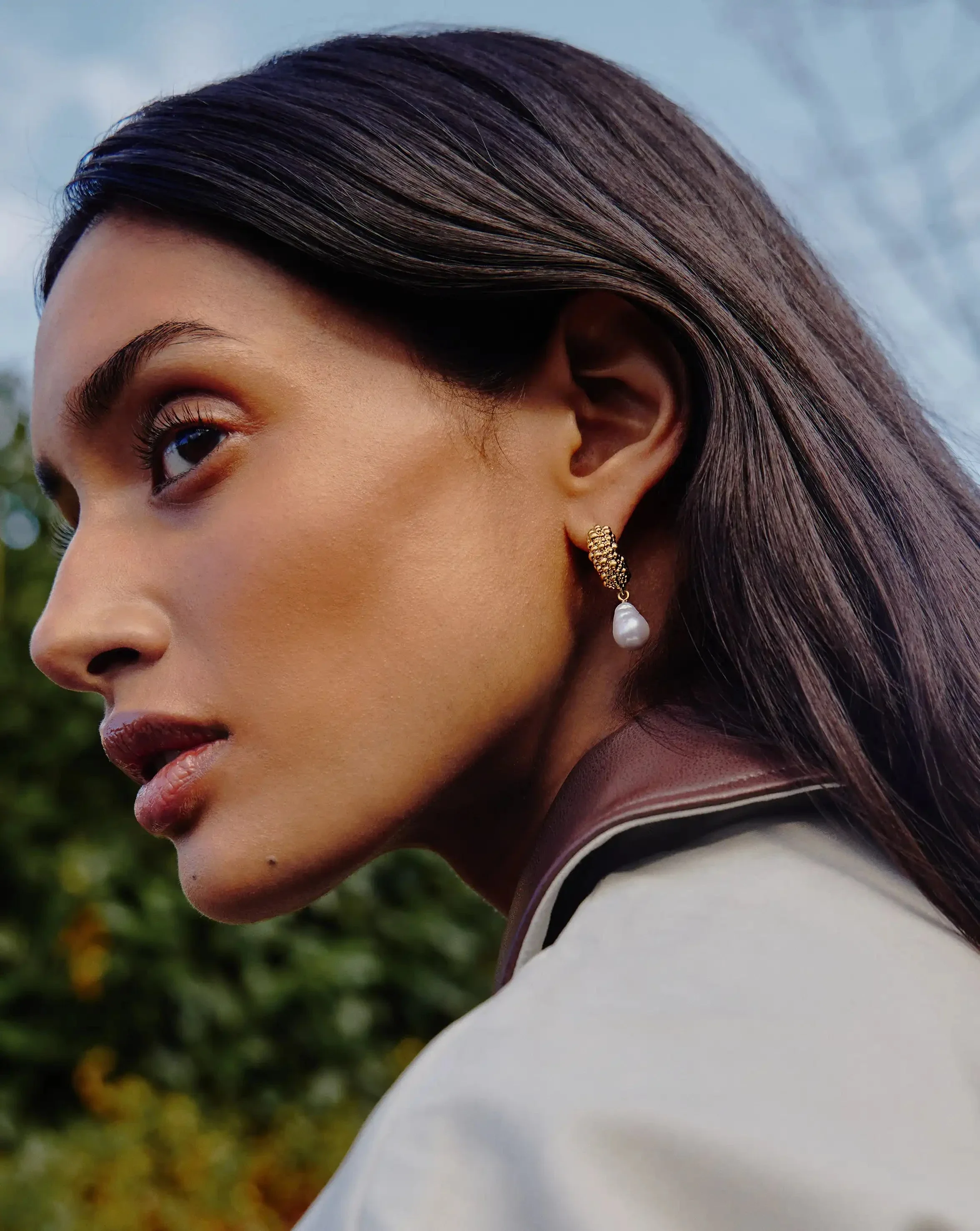 Pearl Baya Charm Hoop Earrings | 18k Gold Plated/Pearl - Image 6