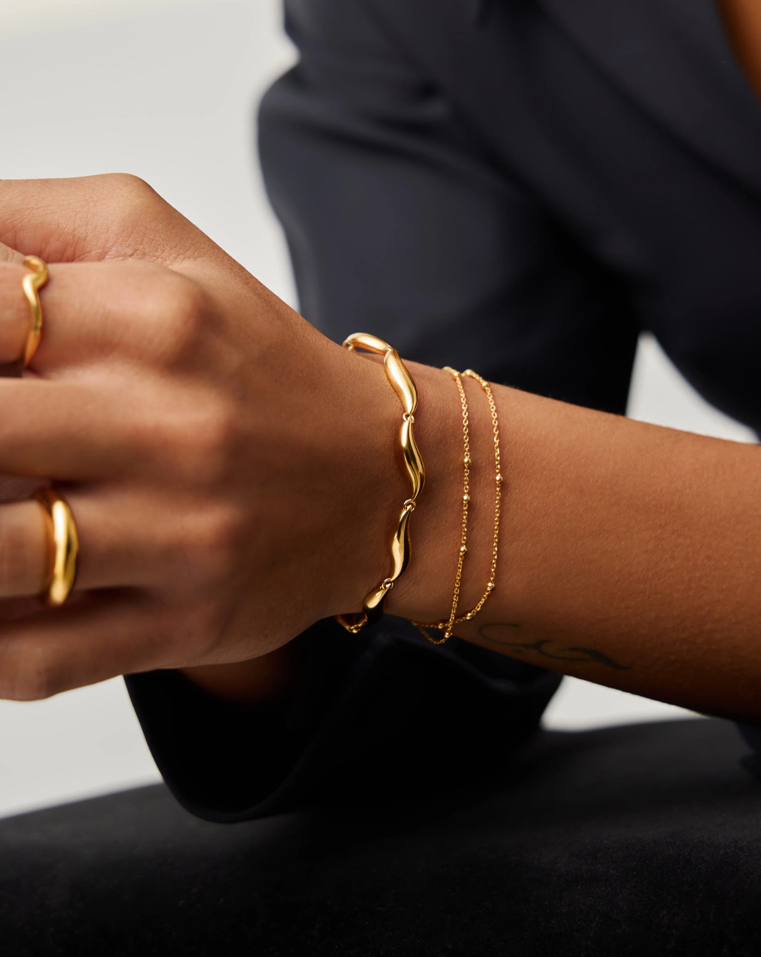 Savi Signature Link Chain Bracelet | 18k Gold Plated - Image 3