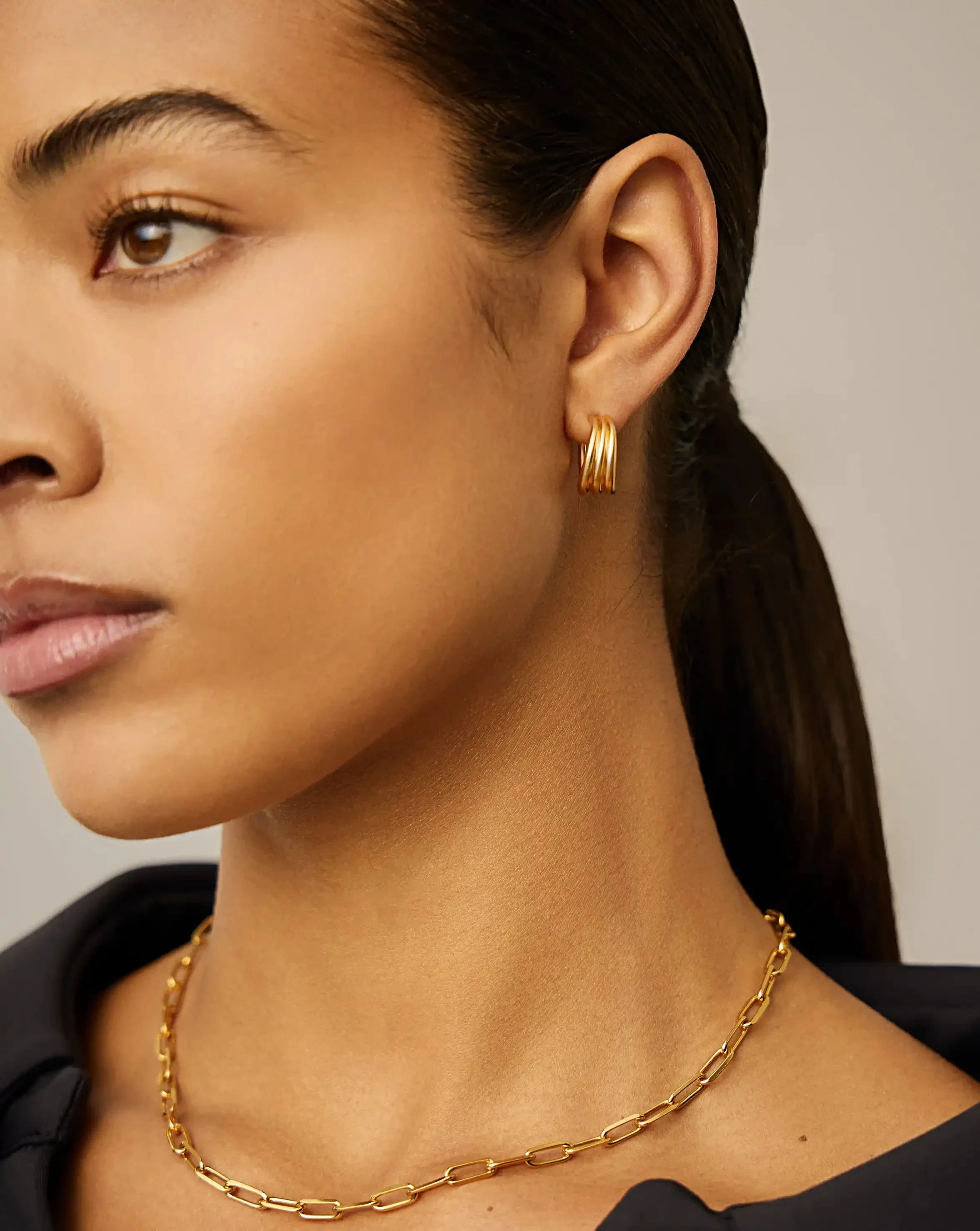 Savi Triple Ridge Hoop Earrings | 18k Gold Vermeil - Image 6