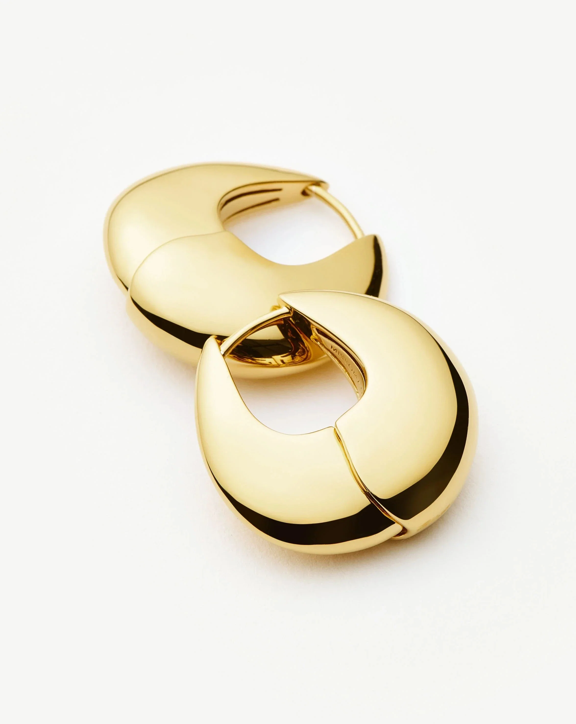 Sculptural Pebble Small Hoop Earrings | 18k Gold Plated - Image 5