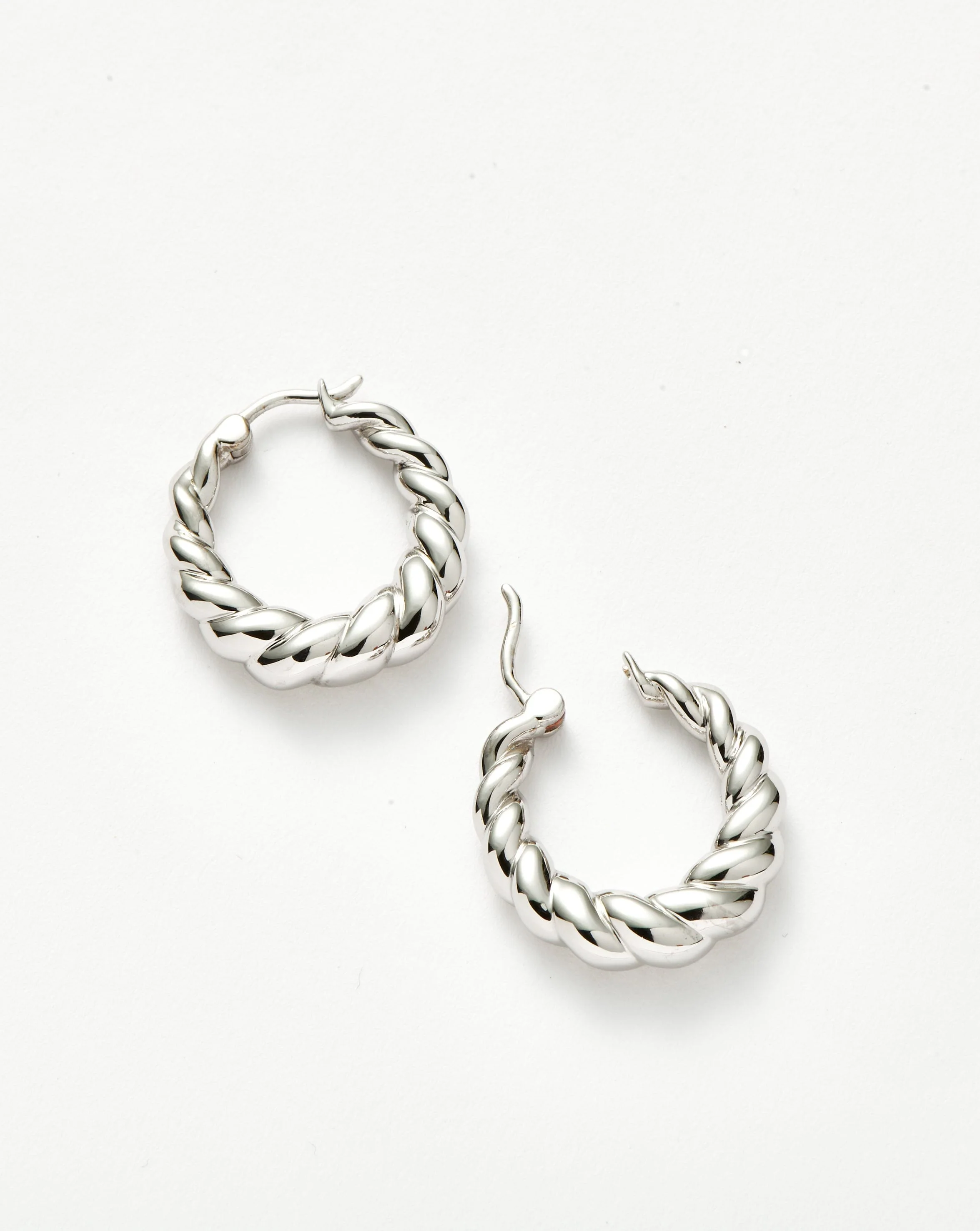 Twisted Tidal Medium Hoop Earrings | Silver Plating on Brass - Image 5