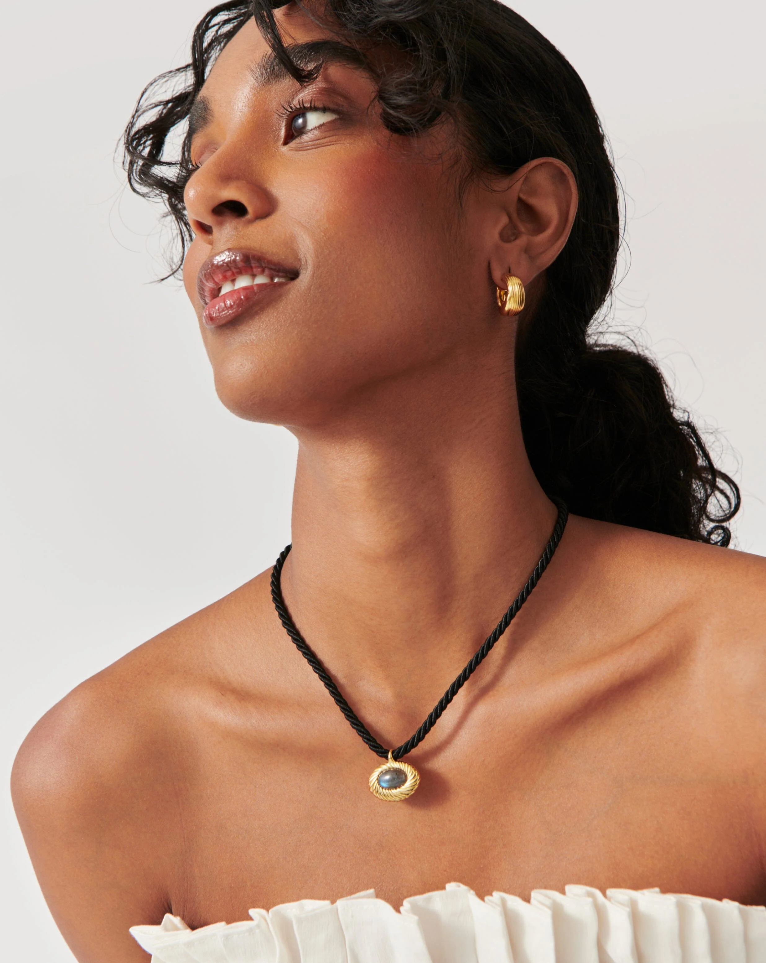 Wavy Ridge Caspia Gemstone Cord Necklace - Image 3
